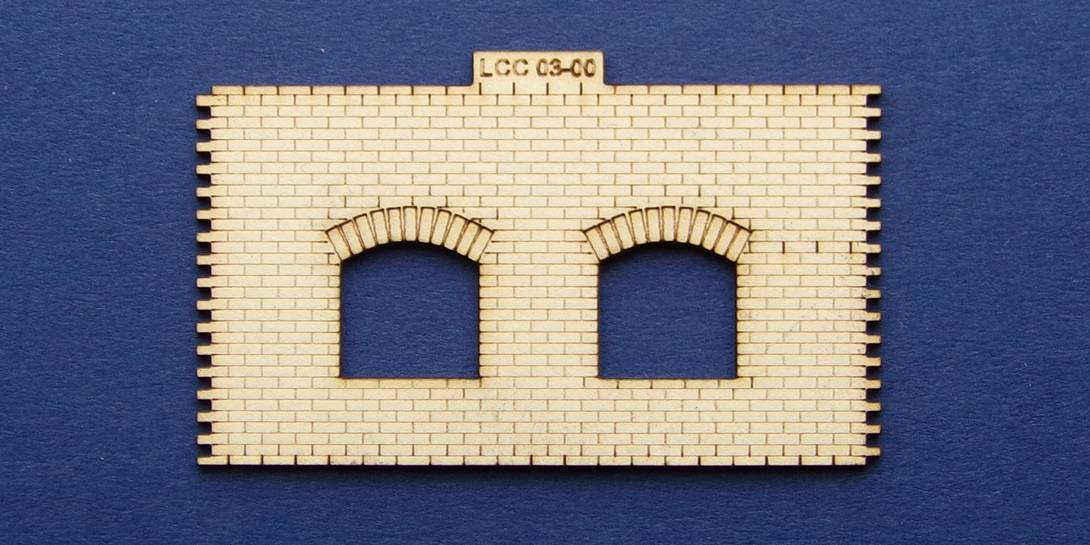 LCC 03-00 OO guage small signal box front wall type 1 Small signal box front wall type 1.
